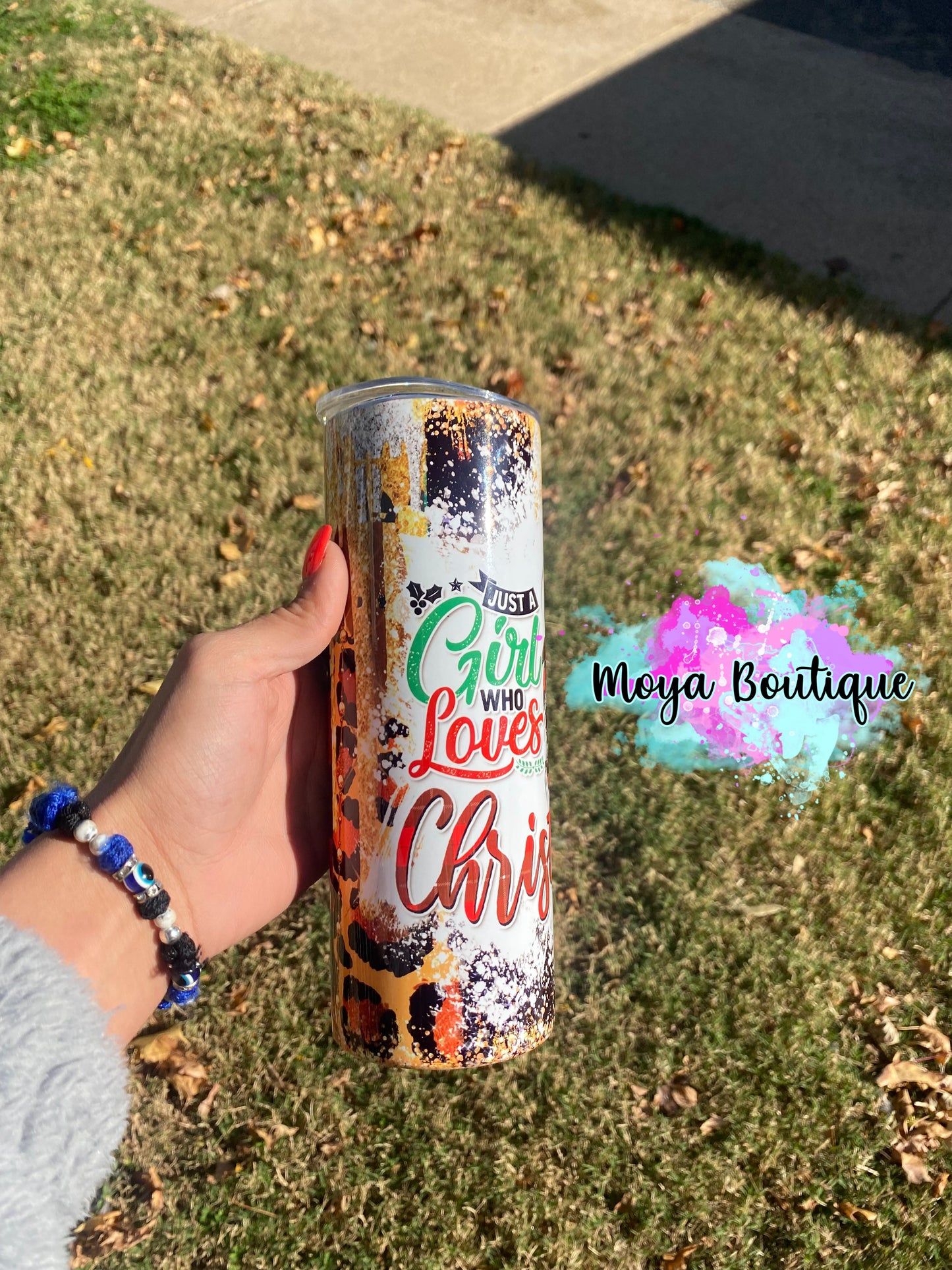 A Girl Who Loves Christmas 20oz